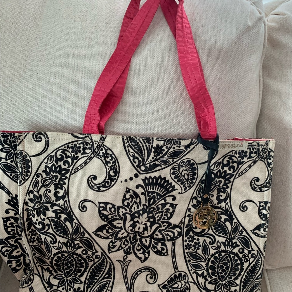 Medium Spartina Tote in good condition